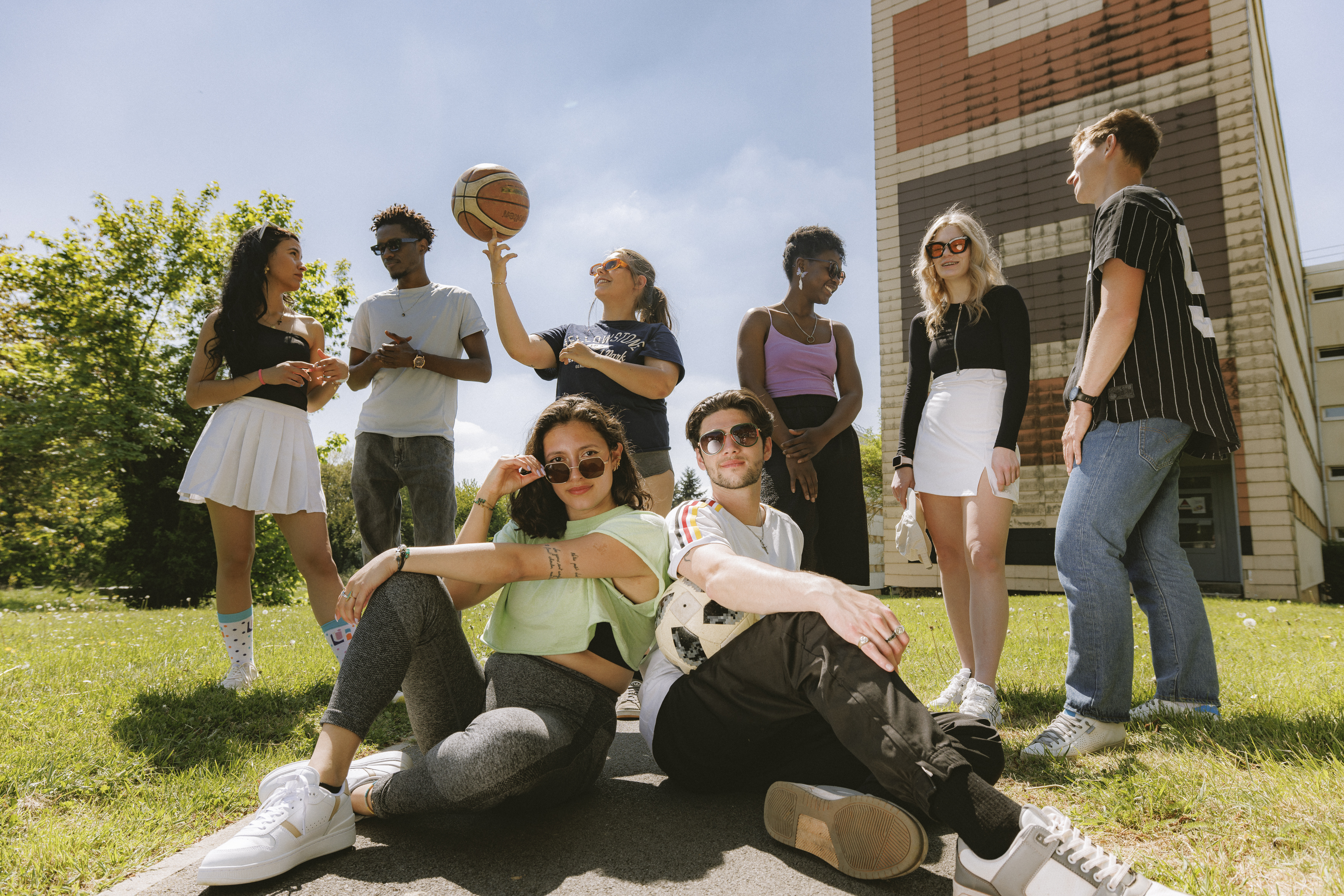 université Rouen Normandie étudiants assis